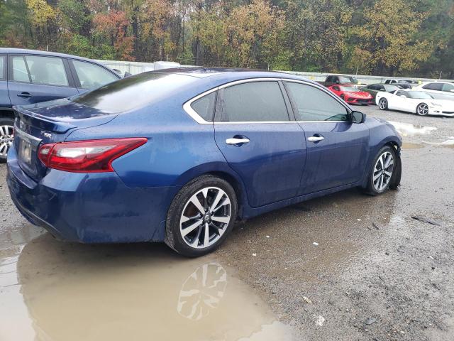 1N4AL3APXHC482226 - 2017 NISSAN ALTIMA 2.5 BLUE photo 3