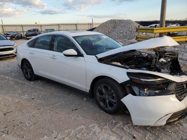 1HGCY1F35PA000661 - 2023 HONDA ACCORD EX WHITE photo 4