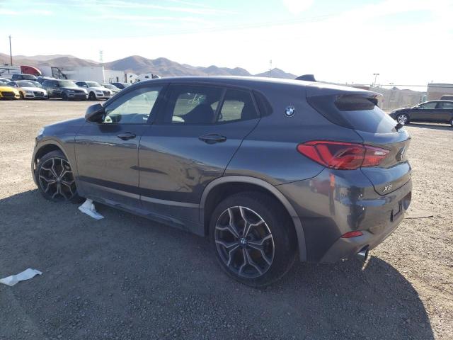 WBXYJ3C38JEP76682 - 2018 BMW X2 SDRIVE28I GRAY photo 2