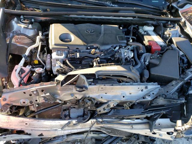 4T1C11AK6MU588643 - 2021 TOYOTA CAMRY LE GRAY photo 11