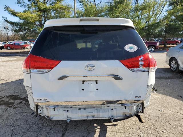 5TDYK3DC4CS264052 - 2012 TOYOTA SIENNA XLE WHITE photo 6