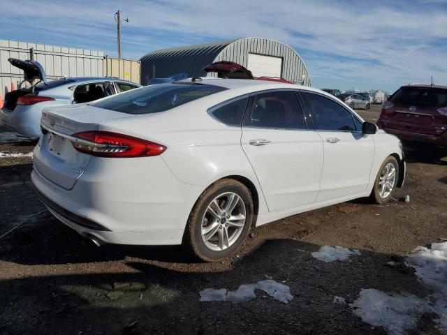 3FA6P0HD8JR220944 - 2018 FORD FUSION SE WHITE photo 3