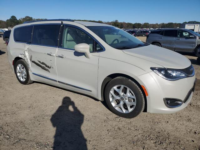 2C4RC1EG9HR796260 - 2017 CHRYSLER PACIFICA TOURING L PLUS WHITE photo 4