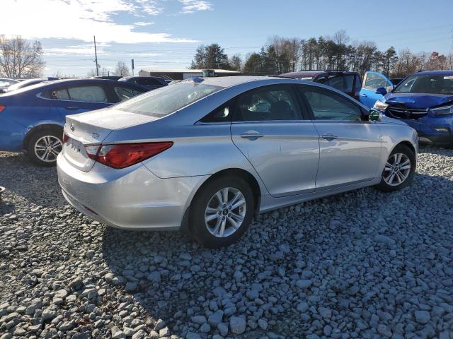 5NPEB4AC3DH567604 - 2013 HYUNDAI SONATA GLS SILVER photo 3