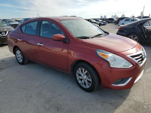 3N1CN7AP6JL875173 - 2018 NISSAN VERSA S RED photo 4