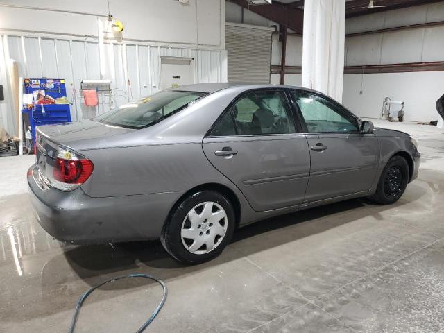 4T1BE32K16U652956 - 2006 TOYOTA CAMRY LE GRAY photo 3