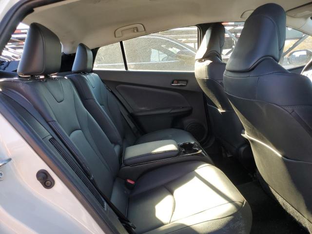 JTDKARFP5H3036789 - 2017 TOYOTA PRIUS PRIM თეთრი ფოტო 10