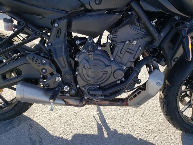 JYARM32E2PA007568 - 2023 YAMAHA MT07 BLACK photo 7