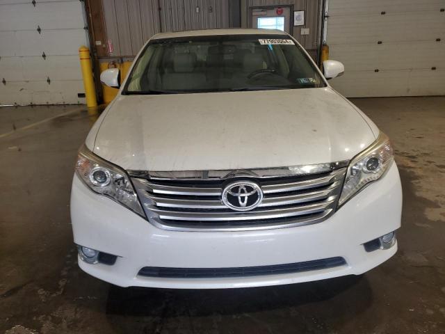 4T1BK3DB6BU412348 - 2011 TOYOTA AVALON BASE 白色 照片 5