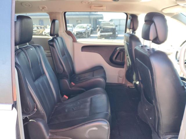 2C4RC1BG2ER441978 - 2014 CHRYSLER TOWN & COU TOURING WHITE photo 11