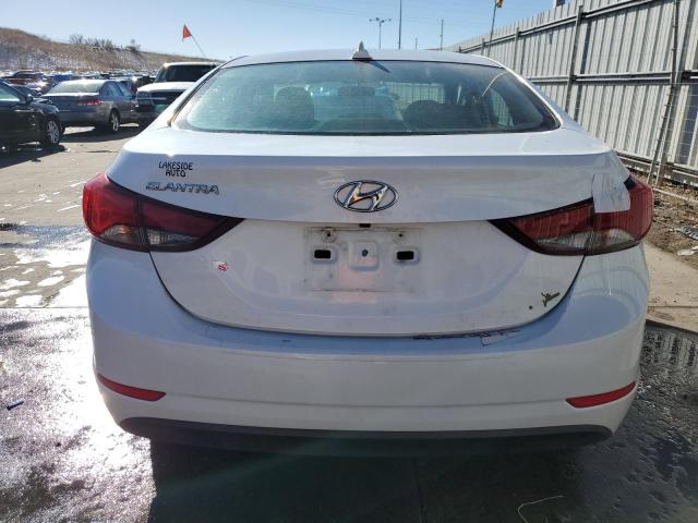 5NPDH4AEXGH718387 - 2016 HYUNDAI ELANTRA SE WHITE photo 6