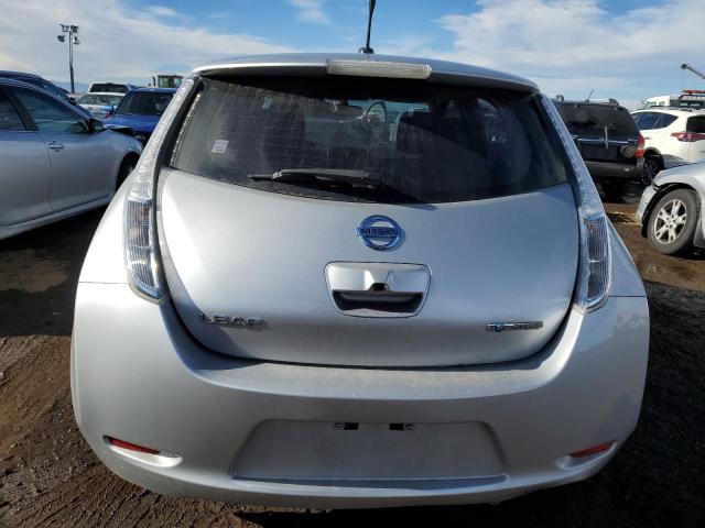 1N4AZ0CP0EC340697 - 2014 NISSAN LEAF S SILVER photo 6