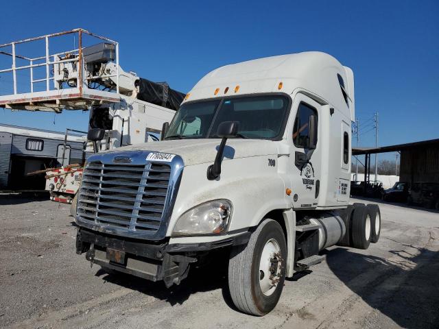 1FUJGLDR2CSBR4433 - 2012 FREIGHTLINER CASCADIA 1 WHITE photo 2