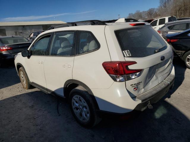 JF2SKACC8NH445630 - 2022 SUBARU FORESTER WHITE photo 2