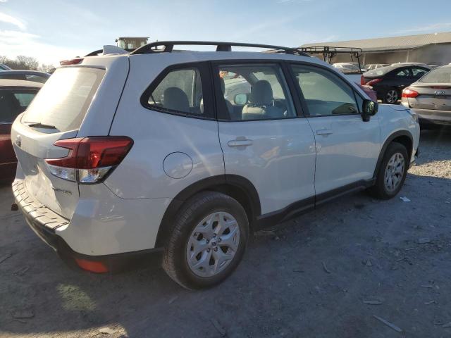 JF2SKACC8NH445630 - 2022 SUBARU FORESTER WHITE photo 3