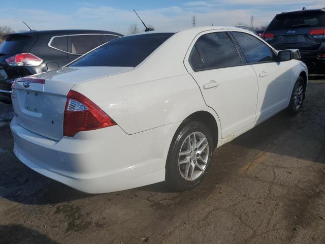 3FAHP0GA2CR135472 - 2012 FORD FUSION S WHITE photo 3