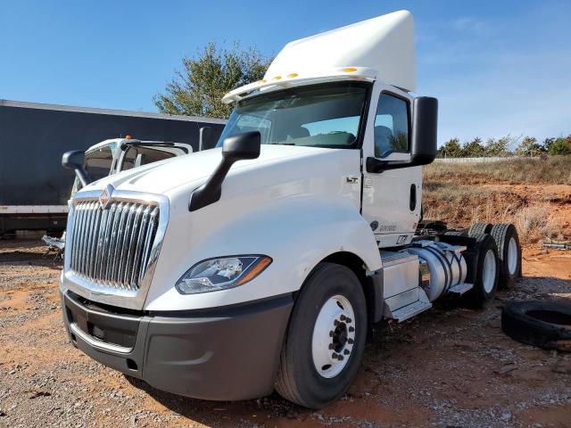 2018 INTERNATIONAL LT625, 