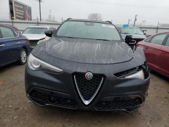 ZASFAKNN6J7C17558 - 2018 ALFA ROMEO STELVIO TI SPORT BLACK photo 5