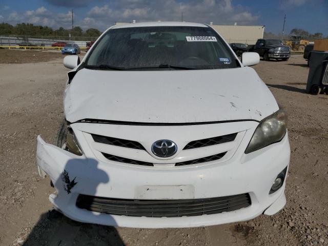 2T1BU4EE5BC666840 - 2011 TOYOTA COROLLA BASE WHITE photo 5