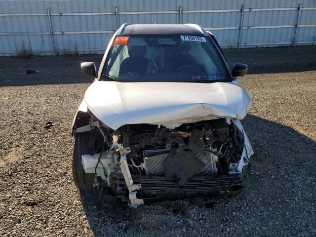 3N1CP5CU6KL480462 - 2019 NISSAN KICKS S WHITE photo 5