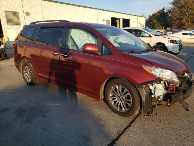 5TDYZ3DC3LS048575 - 2020 TOYOTA SIENNA XLE RED photo 4