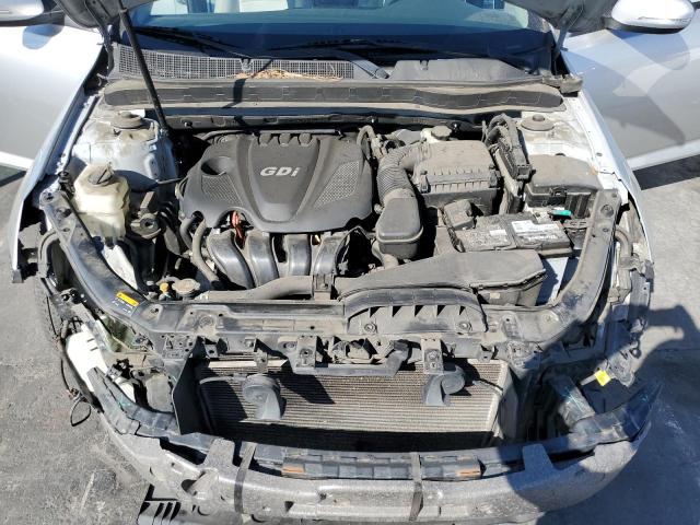 KNAGM4A77E5519687 - 2014 KIA OPTIMA LX SILVER photo 11