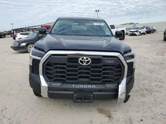 5TFLA5DB3PX067146 - 2023 TOYOTA TUNDRA CREWMAX SR BLACK photo 5