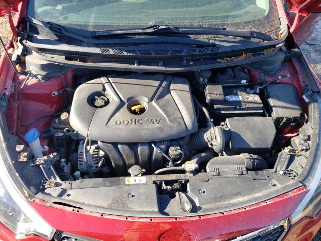 KNAFX4A69G5521339 - 2016 KIA FORTE LX RED photo 11