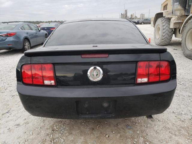 1ZVHT80N575334782 - 2007 FORD MUSTANG BLACK photo 6