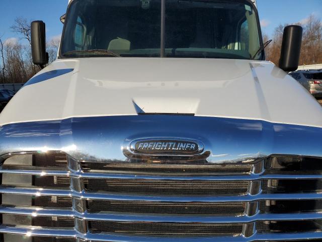 3AKJGLDR6GSGZ2185 - 2016 FREIGHTLINER CASCADIA 1 WHITE photo 7