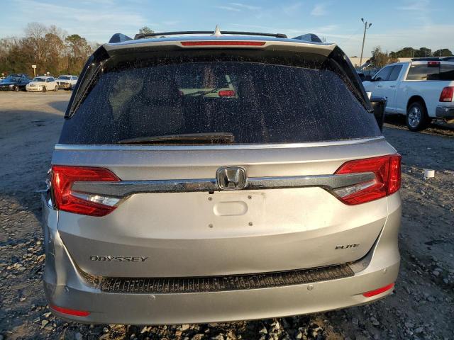 5FNRL6H9XJB077627 - 2018 HONDA ODYSSEY ELITE فضي صورة 6