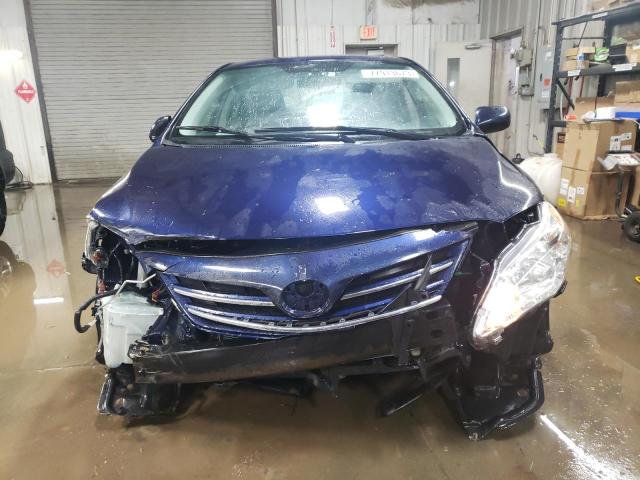 2T1BU4EE0DC926242 - 2013 TOYOTA COROLLA BASE BLUE photo 5