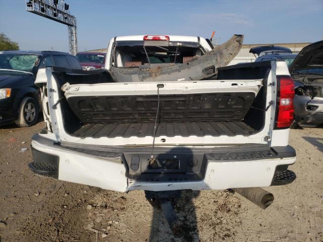 1GC1KXEY6JF214530 - 2018 CHEVROLET SILVERADO K2500 HIGH COUNTRY WHITE photo 6