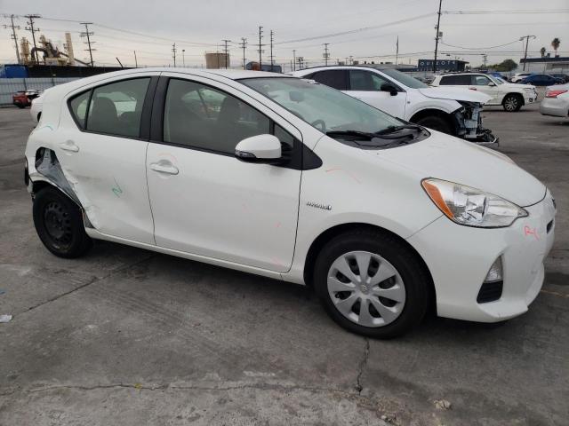 JTDKDTB34E1064985 - 2014 TOYOTA PRIUS C WHITE photo 4