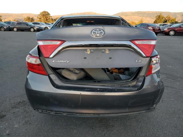 4T1BF1FK8HU783204 - 2017 TOYOTA CAMRY LE GRAY photo 6