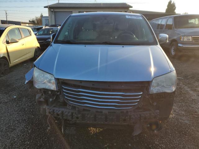 2C4RC1CG5DR531400 - 2013 CHRYSLER TOWN & COU TOURING L BLUE photo 5