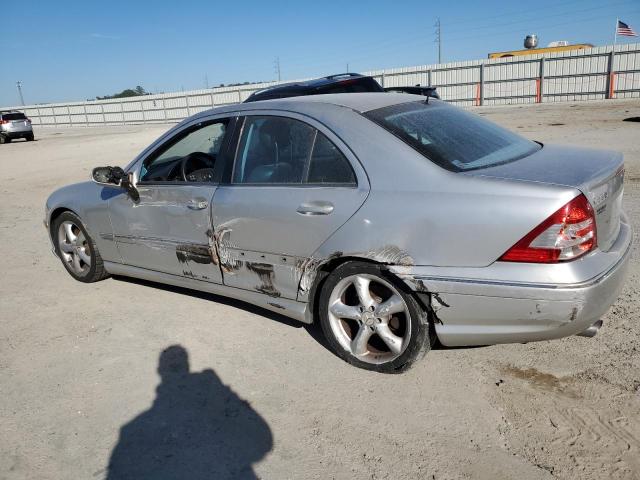 WDBRF40J05F593352 - 2005 MERCEDES-BENZ C 230K SPORT SEDAN SILVER photo 2