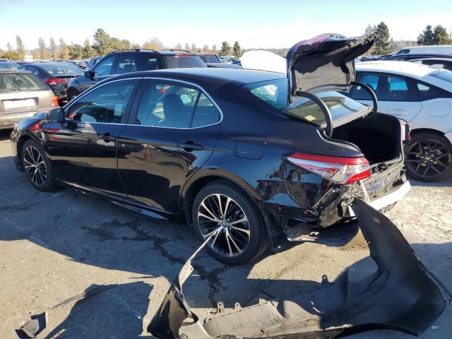 4T1B11HKXJU537269 - 2018 TOYOTA CAMRY L BLACK photo 2