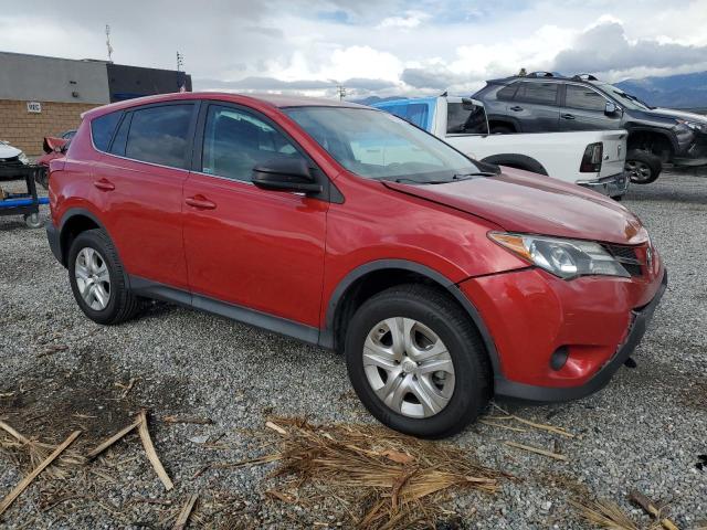 2T3ZFREV8FW186101 - 2015 TOYOTA RAV4 LE RED photo 4