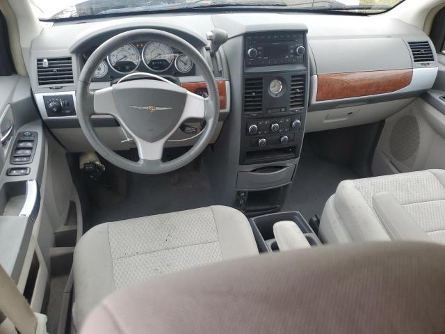 2A8HR54P18R801513 - 2008 CHRYSLER TOWN & COU TOURING WHITE photo 8