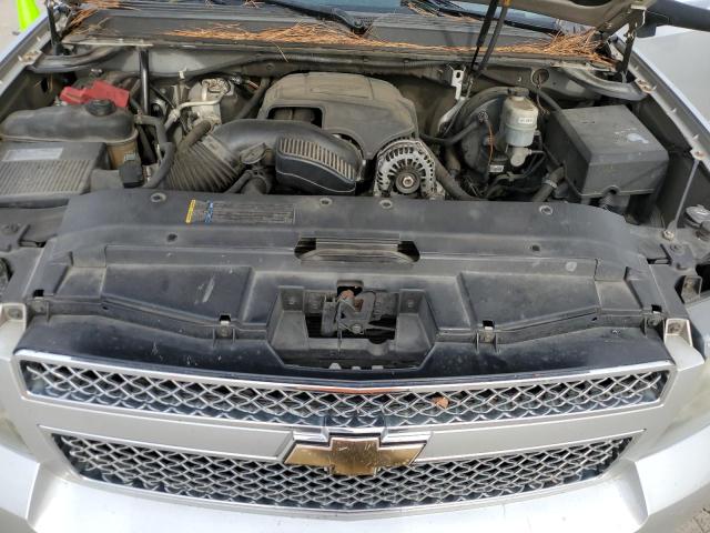 3GNVKFE00AG210520 - 2010 CHEVROLET AVALANCHE LT SILVER photo 11