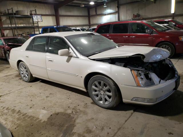 1G6KD57Y48U112264 - 2008 CADILLAC DTS WHITE photo 4