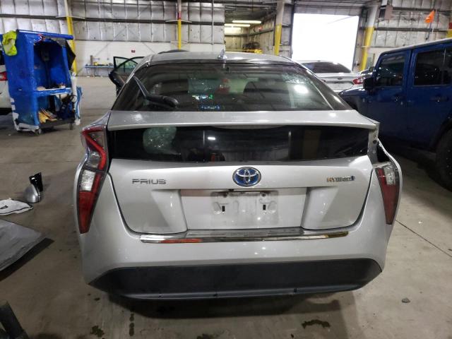 JTDKARFU1G3516753 - 2016 TOYOTA PRIUS SILVER photo 6