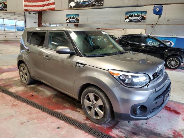 KNDJN2A20H7497605 - 2017 KIA SOUL GRAY photo 4