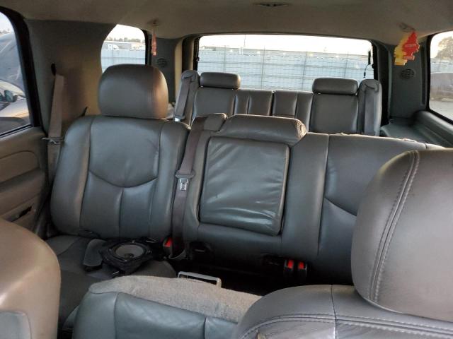 1GKEK13Z26J118591 - 2006 GMC YUKON GRAY photo 10