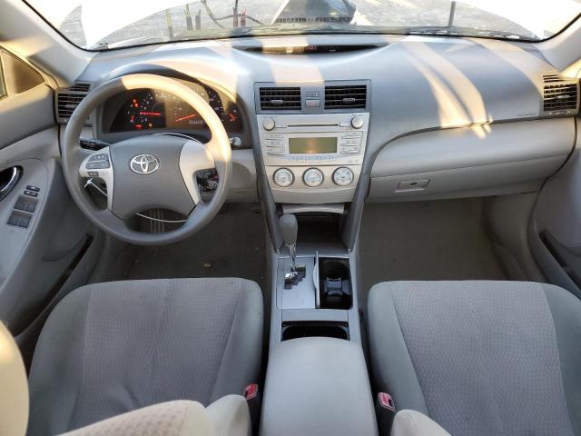 4T1BF3EK8BU598350 - 2011 TOYOTA CAMRY BASE WHITE photo 8