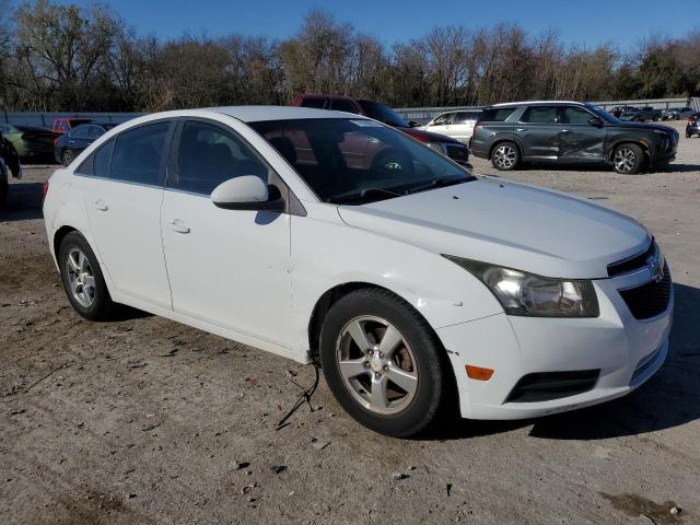 1G1PE5S92B7262372 - 2011 CHEVROLET CRUZE LT WHITE photo 4