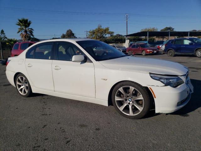 WBANW135X8CZ76652 - 2008 BMW 535 I WHITE photo 4