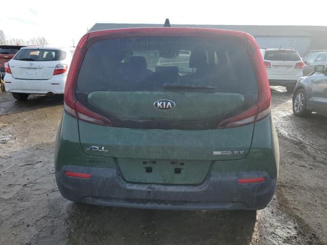 KNDJ33AU4L7107577 - 2020 KIA SOUL EX GREEN photo 6