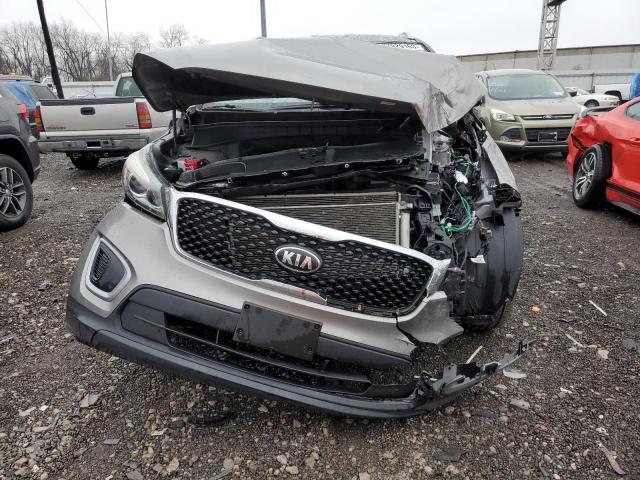 5XYPGDA35HG270826 - 2017 KIA SORENTO LX GRAY photo 5